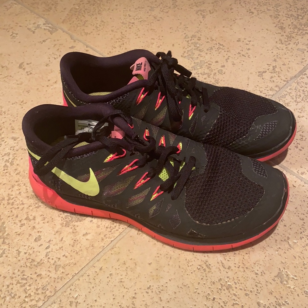 Nike sneakers size 8.5